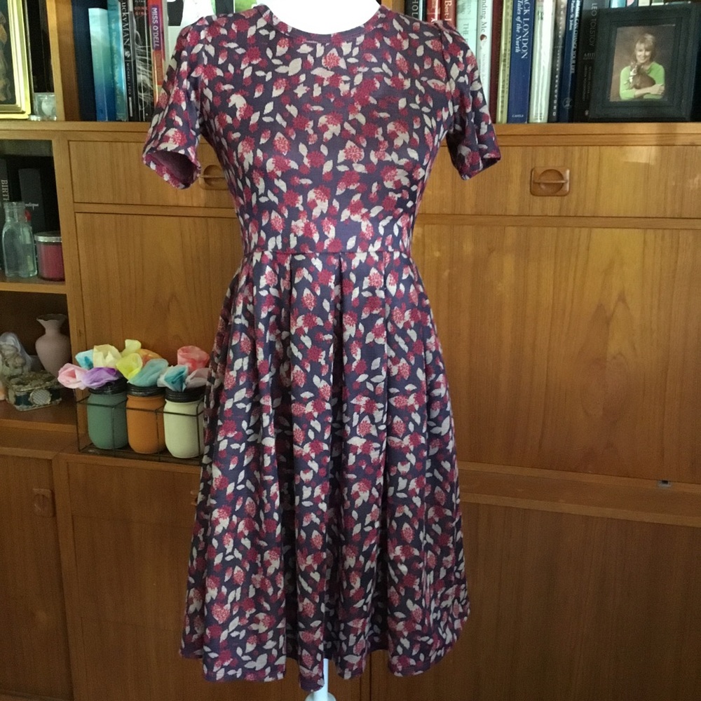 LULAROE AMELIA DRESS